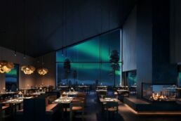 Restaurant 8 dining room with Northern Lights atmosphere at Arcora